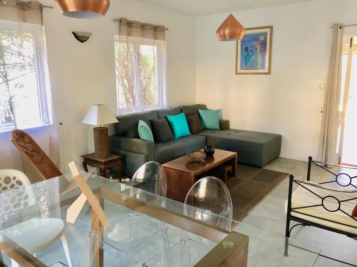 Beachfront Villa In A Beautiful And Secured Complex Flic-en-Flacq Εξωτερικό φωτογραφία