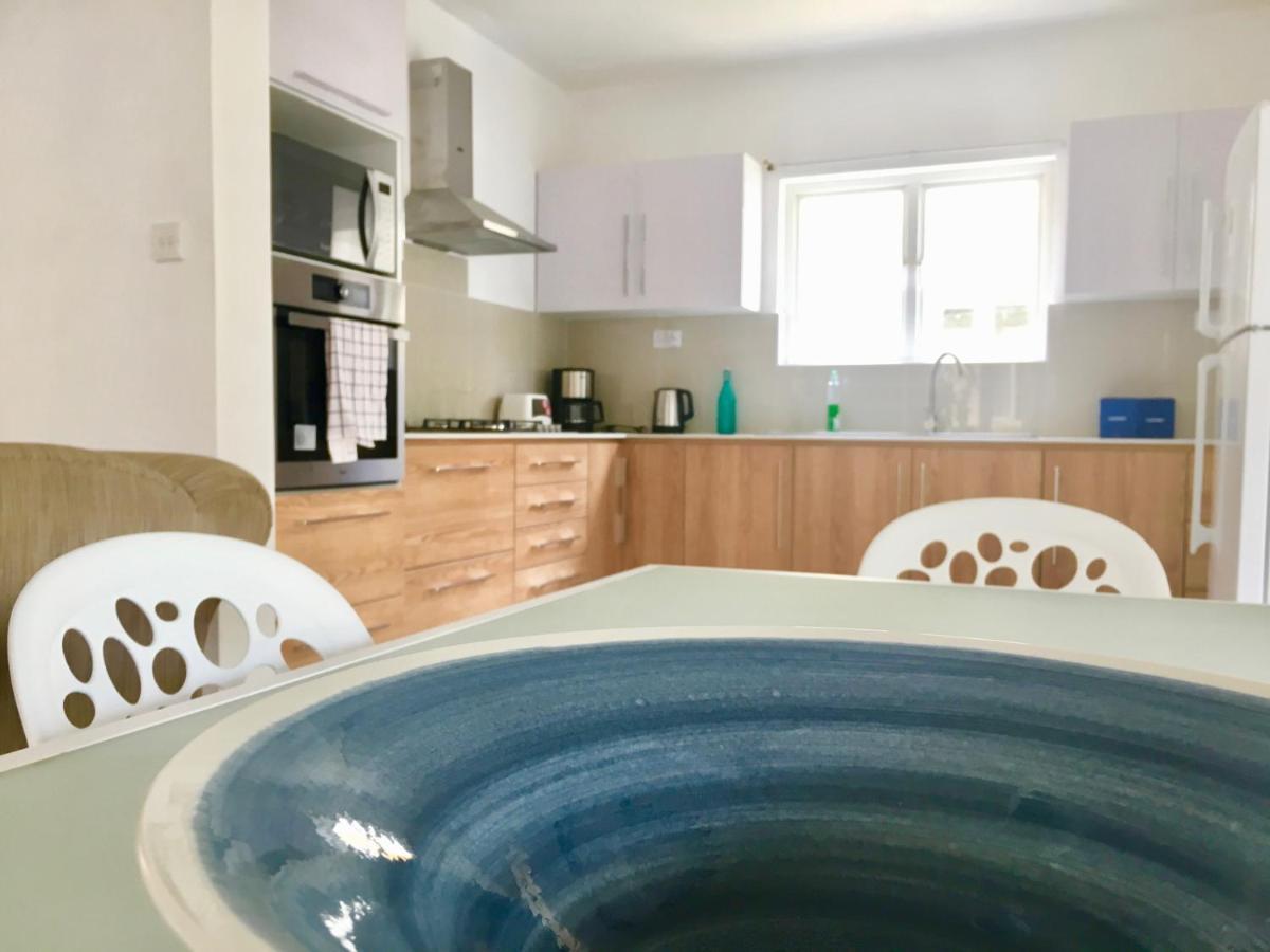 Beachfront Villa In A Beautiful And Secured Complex Flic-en-Flacq Εξωτερικό φωτογραφία