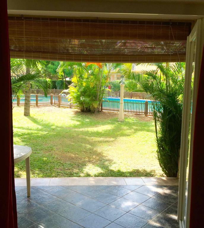 Beachfront Villa In A Beautiful And Secured Complex Flic-en-Flacq Εξωτερικό φωτογραφία